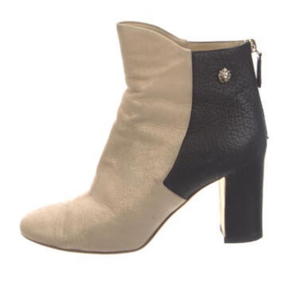 Chanel Suede boots 38.5 tan black round toe